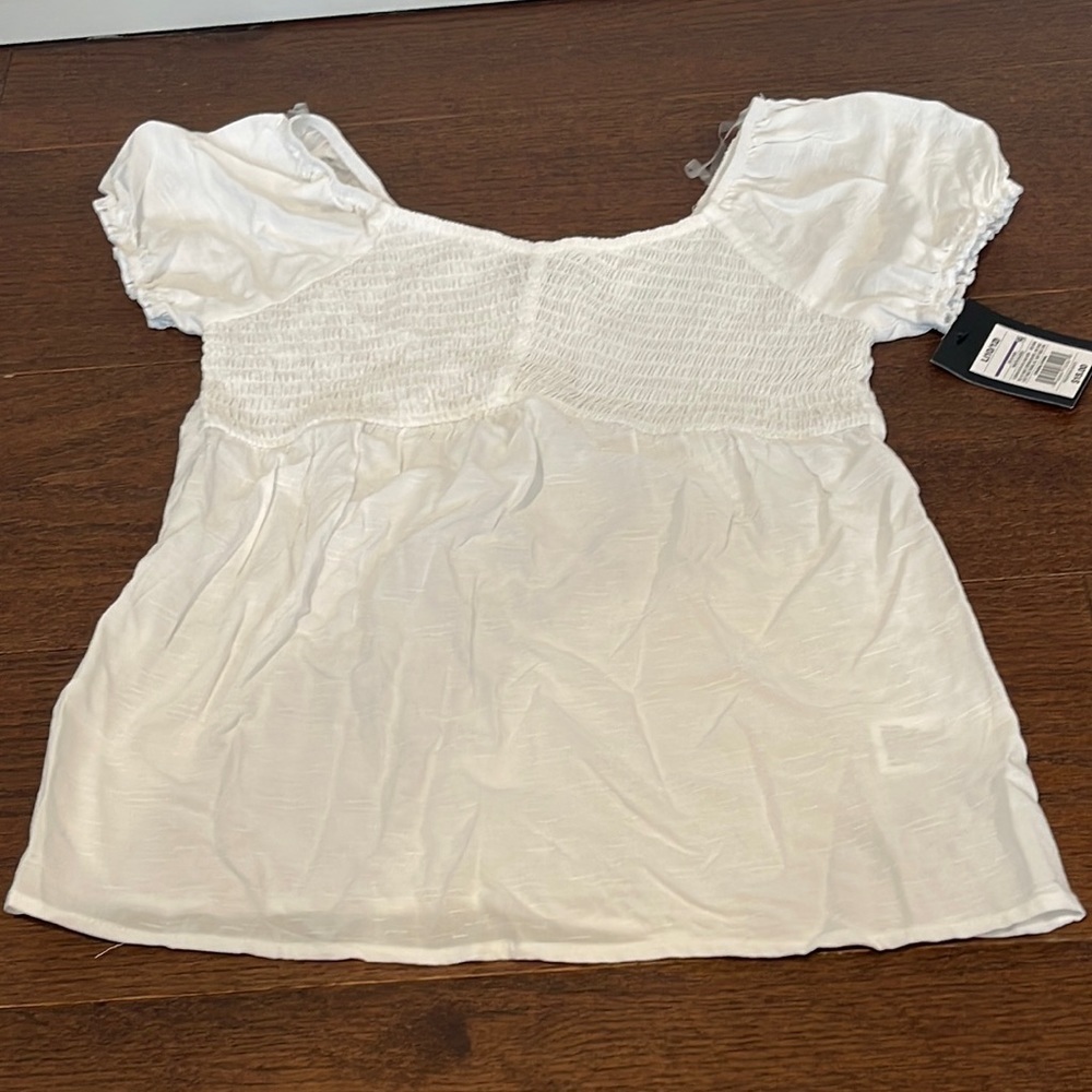 NWT Art Class Girls White Top Size Large 10/12